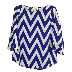 Everly Womens Chevron Striped Blouse Size Small Blue White Polyester Pullover‎